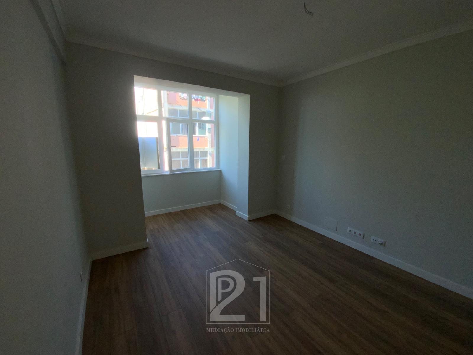 Apartamento T2 Arrendamento em Cacém e São Marcos,Sintra