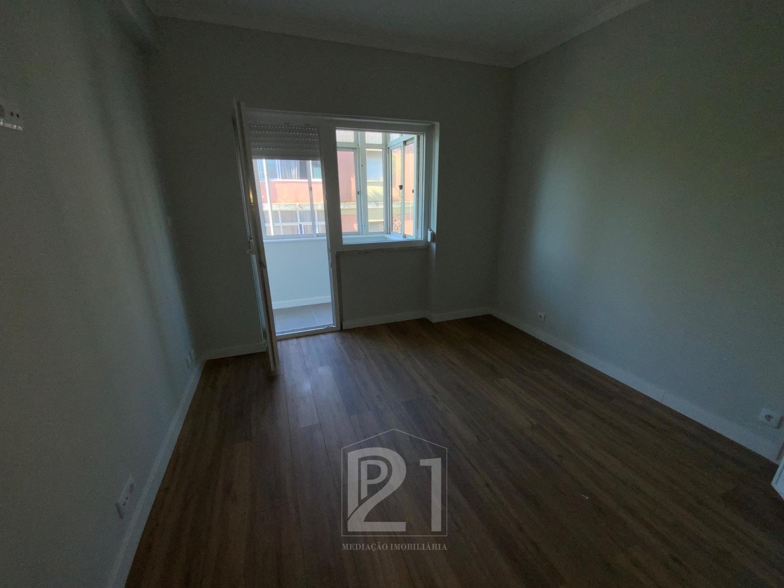 Apartamento T2 Arrendamento em Cacém e São Marcos,Sintra