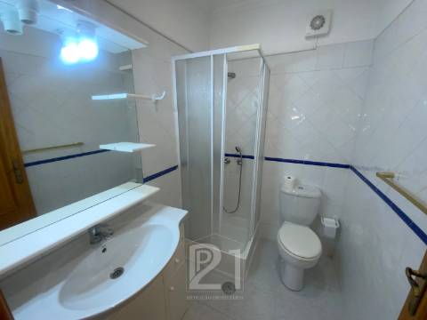 Apartamento T2 Arrendamento em Rio de Mouro,Sintra