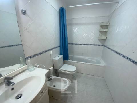 Apartamento T2 Arrendamento em Rio de Mouro,Sintra