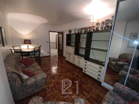 Apartamento T1 Venda em Massamá e Monte Abraão,Sintra