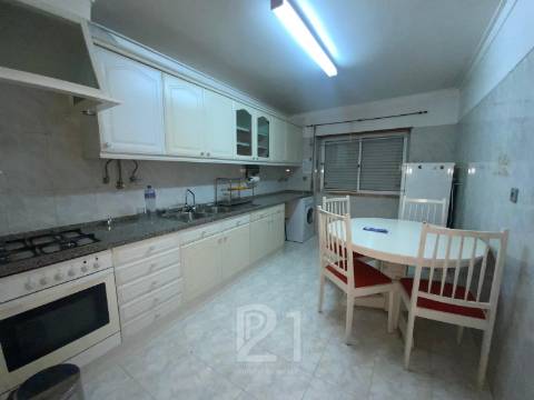 Apartamento T1 Venda em Massamá e Monte Abraão,Sintra