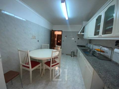 Apartamento T1 Venda em Massamá e Monte Abraão,Sintra