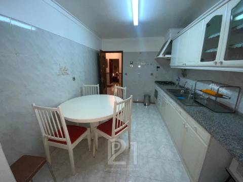 Apartamento T1 Venda em Massamá e Monte Abraão,Sintra