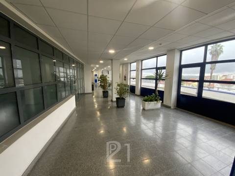 Escritório  Venda em Cacém e São Marcos,Sintra