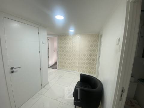 Apartamento T2 Arrendamento em Massamá e Monte Abraão,Sintra