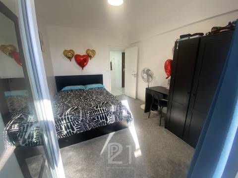 Apartamento T2 Arrendamento em Massamá e Monte Abraão,Sintra