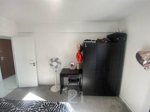 Apartamento T2 Arrendamento em Massamá e Monte Abraão,Sintra
