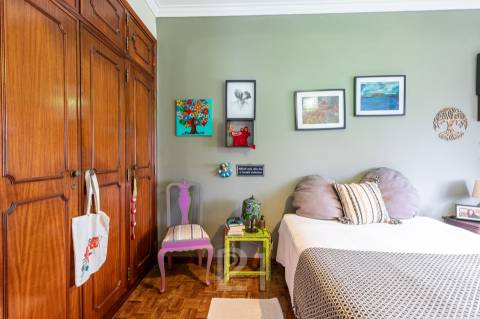 Andar Moradia T5 Venda em Massamá e Monte Abraão,Sintra