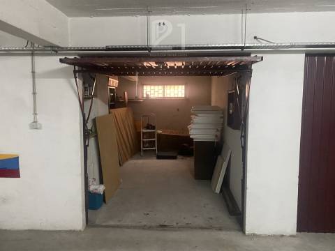 Garagem  Venda em Agualva e Mira-Sintra,Sintra