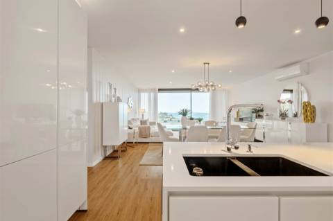 Apartamento T3 Venda em Câmara de Lobos,Câmara de Lobos