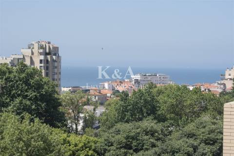 Apartamento T3 na Foz.