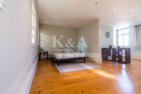 Moradia V4 na Baixa do Porto