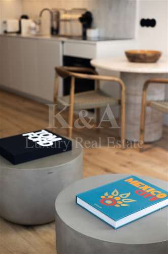 Apartamento  na primeira linha do mar, na Foz, com licença de alojamento local