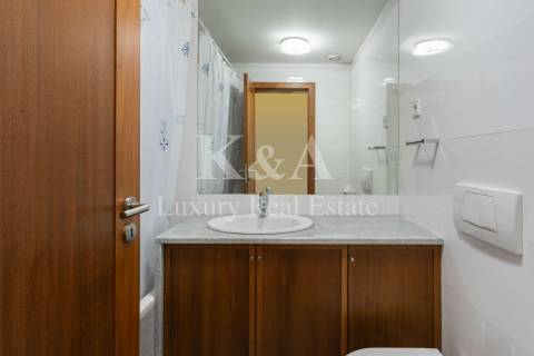 Apartamento T4 com vista mar