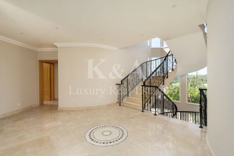 Moradia V5 em condomínio no Triângulo Dourado,  Algarve