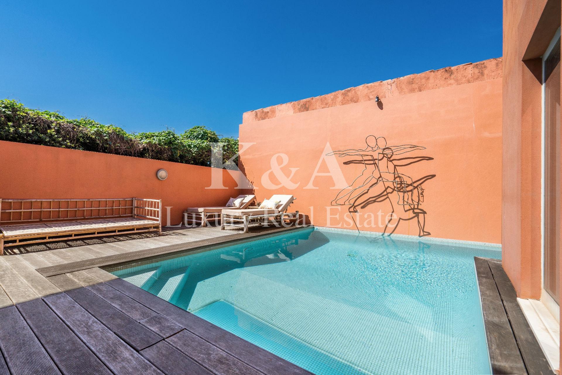 Moradia T4 com jardim e piscina na Foz Velha.