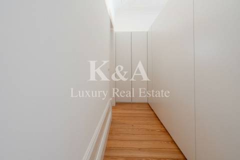 Moradia Centenária na zona histórica da Foz, com vistas rio e mar