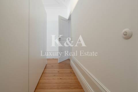 Moradia Centenária na zona histórica da Foz, com vistas rio e mar