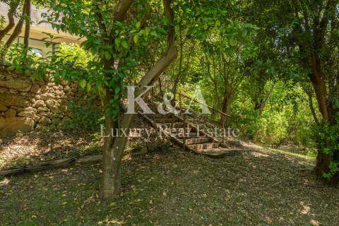 Quinta  com vistas e ancoradouro privado no  Rio Douro.