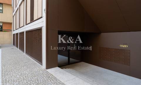 T4 em condomínio fechado.