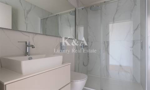 T4 em condomínio fechado.