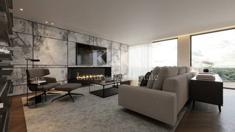 Apartamento T4 com  acabamentos de luxo.