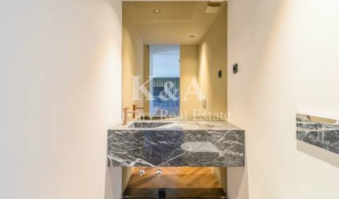 Apartamento T4 com  acabamentos de luxo.