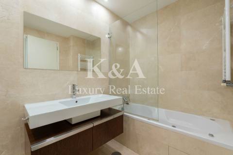 Apartamento T4 na primeira linha do mar.