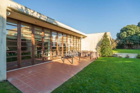 Moradia térrea em Leça num lote de 1000m2