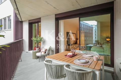 Cobertura T3 com piscina, dois terraços e uma grande varanda, na Baixa do Porto