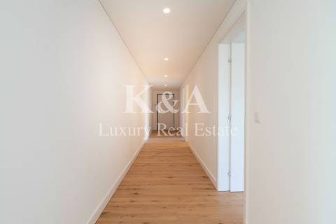 Apartamento T2 com vistas de rio e mar