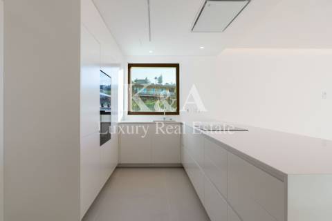 Apartamento T2 com vistas de rio e mar