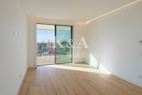 Apartamento T3 com vistas de rio e mar