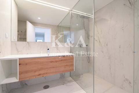 Apartamento T3 com vistas de rio e mar