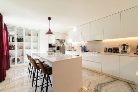 Moradia T5 na Foz Velha.