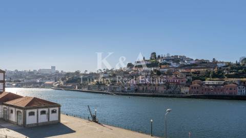 Prédio reabilitado no centro do Porto