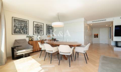 Apartamento T2 em primeira linha de mar na Foz