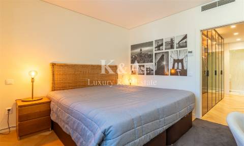 Apartamento T2 em primeira linha de mar na Foz