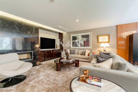 Moradia T4 com piscina na Foz