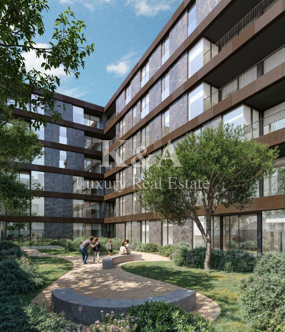 Apartamento T4 com varanda em Matosinhos Sul