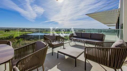 Apartamento T2 Penthouse em condomínio privado de luxo, Vilamoura