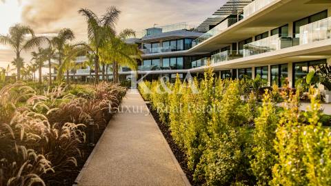 Apartamento T2 Penthouse em condomínio privado de luxo, Vilamoura