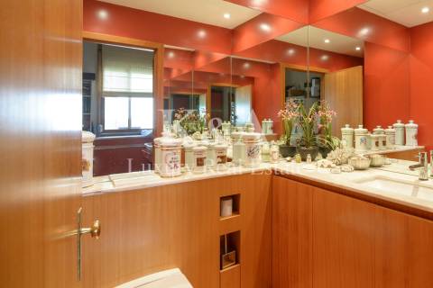 Apartamento com excelentes vistas mar na Foz