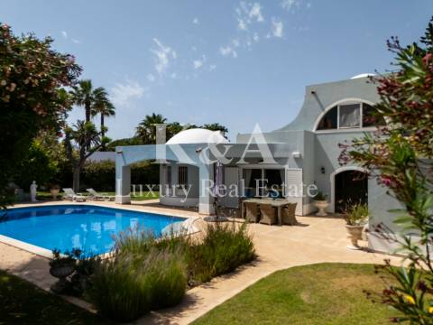 Moradia V4 no coração do Triangulo Dourado, Algarve.