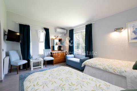 Moradia V4 no coração do Triangulo Dourado, Algarve.