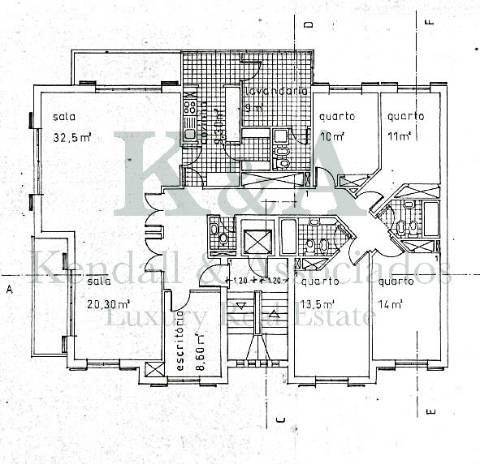 Apartamento cobertura T4+1 duplex, na Foz.