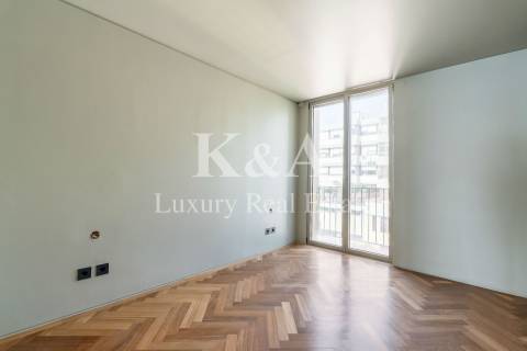 Apartamento T2 1º linha na Foz, vista mar.