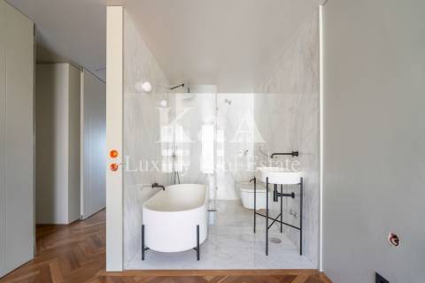 Apartamento T2 1º linha na Foz, vista mar.