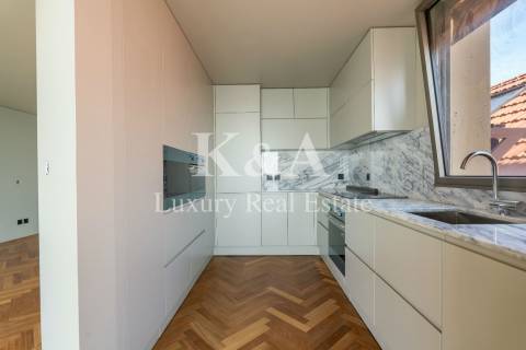 Apartamento T2 1º linha na Foz, vista mar.